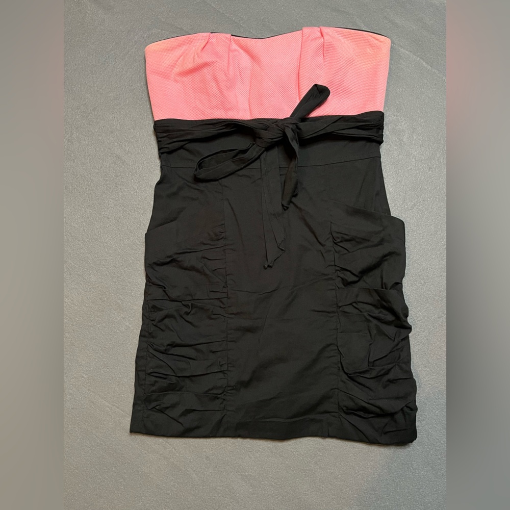 🌟❣️6/$10 Juniors Sz 11 strapless black & pink tie back dress with deep POCKETS!
